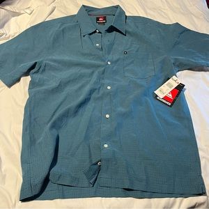 New with tags mens button up quicksilver shirt size large
